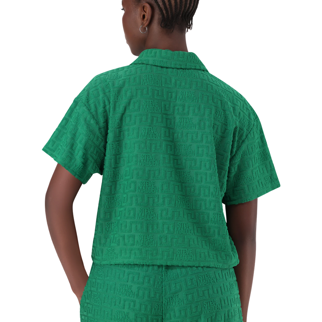 Steve Madden TESSA EMERALD EMBOSSED LOGO TOP WITH COLLAR